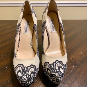 Steven Madden Dejavú Platform Pumps Sz 8.5